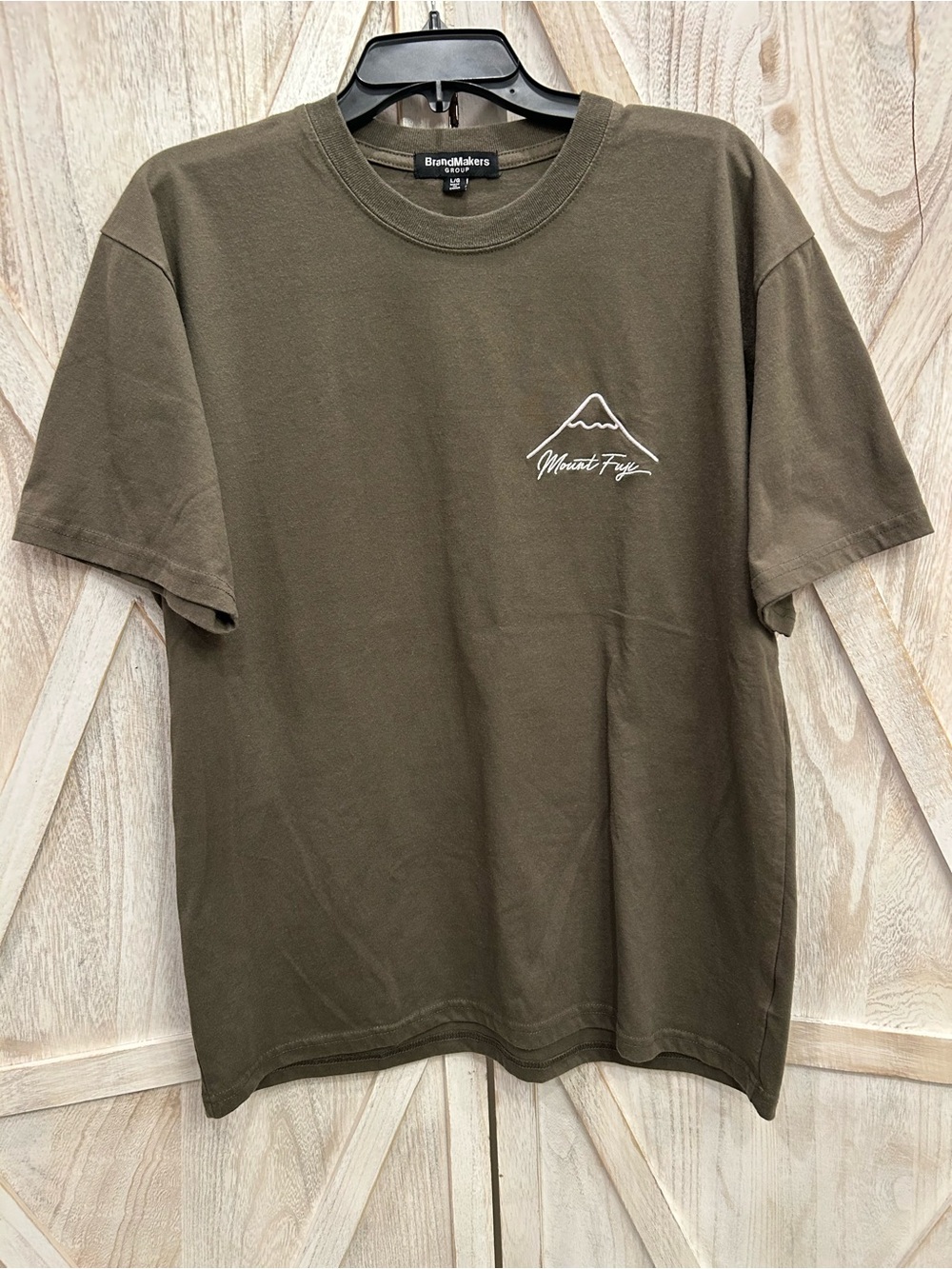 Mount Fuji Graphic T-Shirt Olive Green Men’s Large
